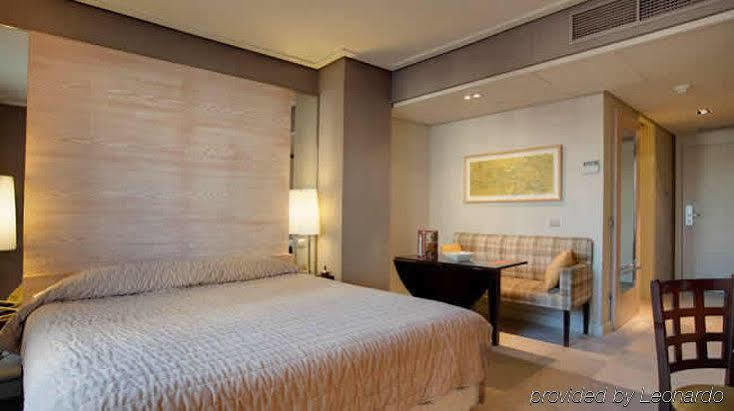Casa Almagro By The Pavilions Hotels & Resorts Madrid Room photo